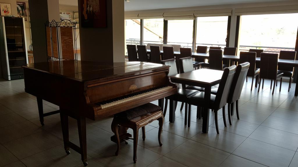 Auberge De Marville ภายนอก รูปภาพ