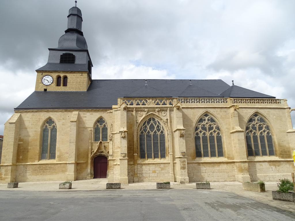 Auberge De Marville ภายนอก รูปภาพ