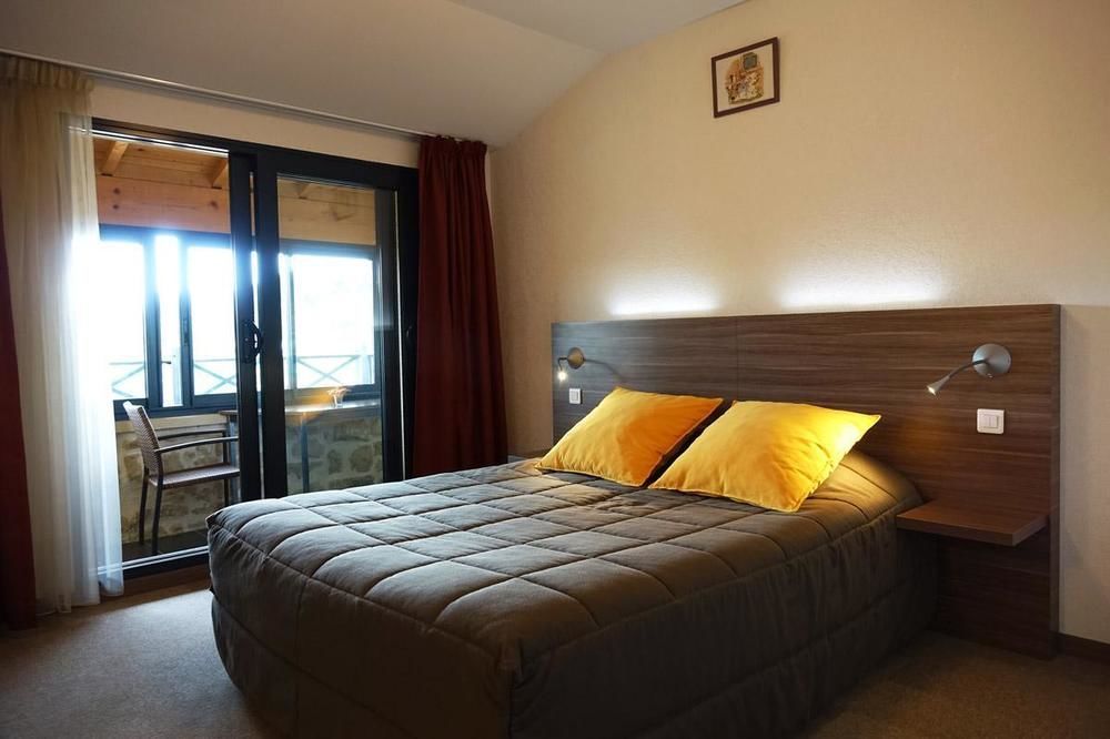 Auberge De Marville ภายนอก รูปภาพ